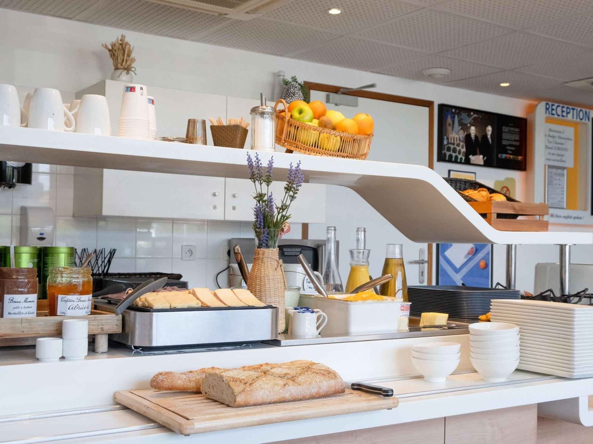 Hotel Ibis Budget Les Chaumes 2*