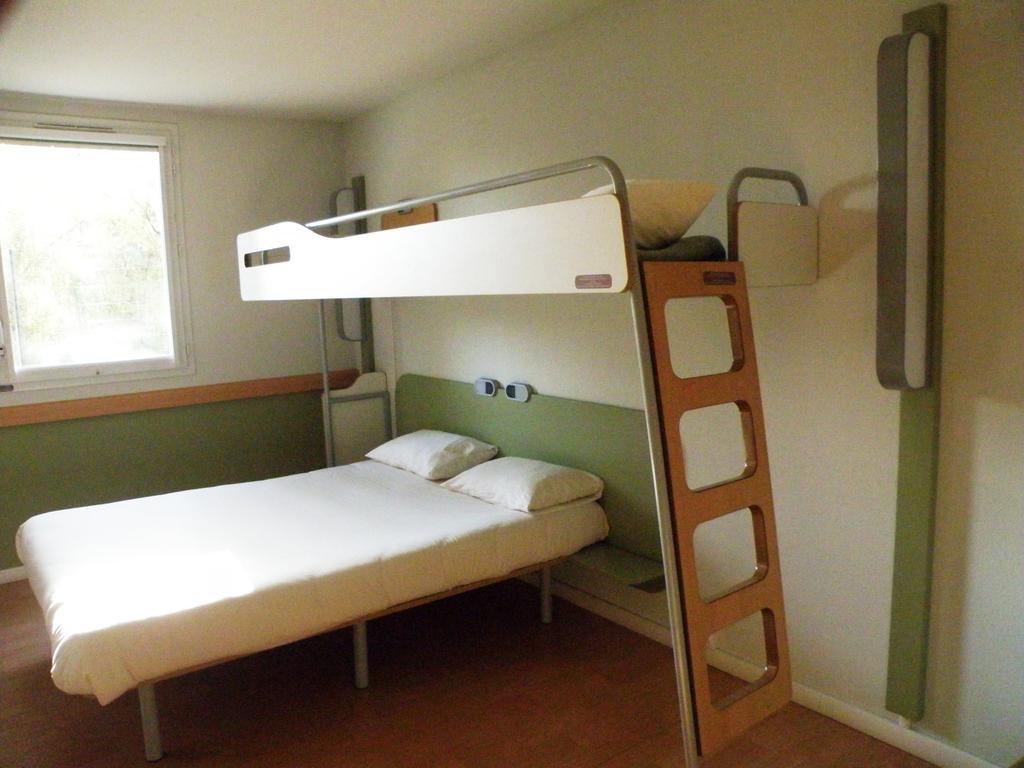 Hotel Ibis Budget Les Chaumes 2*